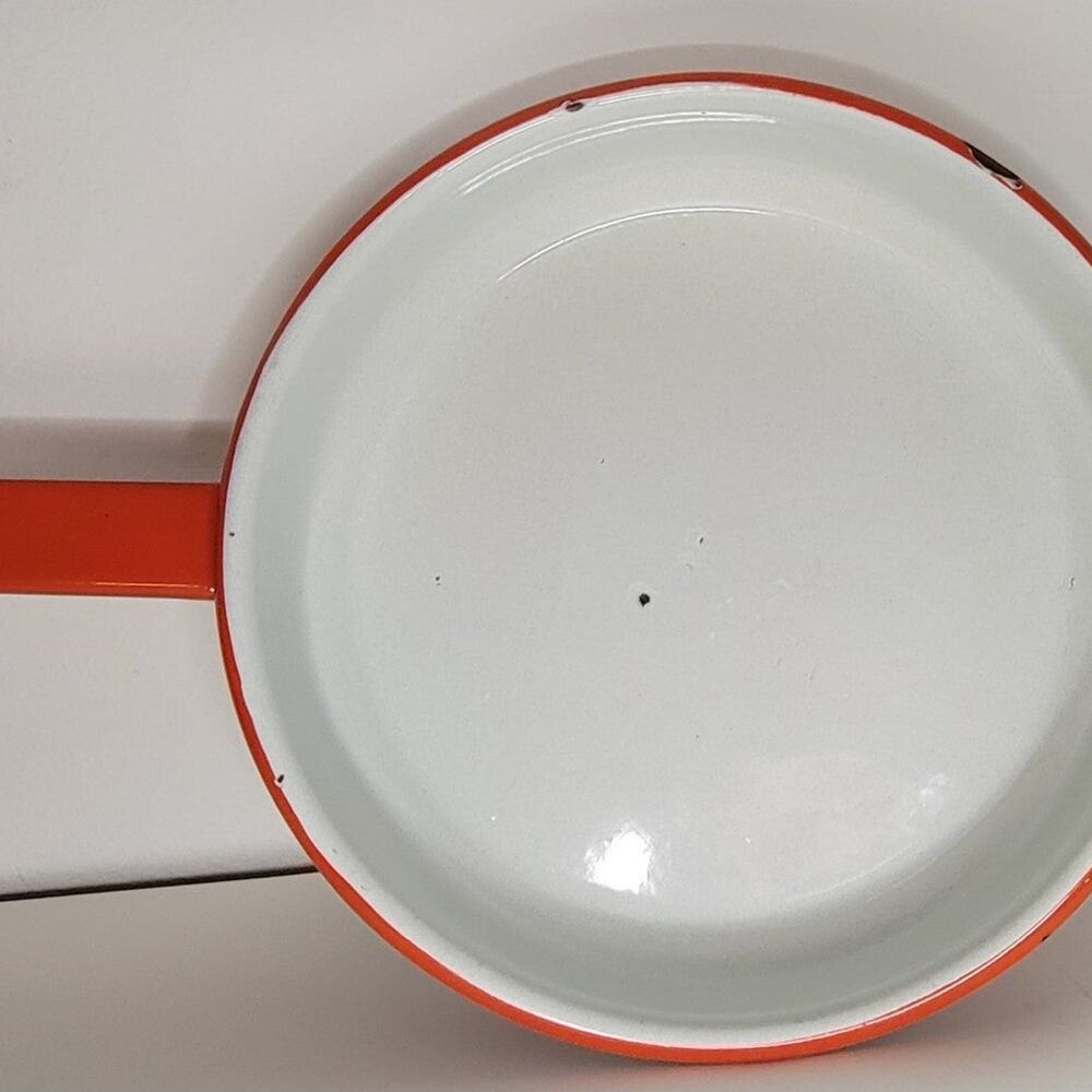 Vintage Red & white Checkered Enamelware Metal Skillet - Picture 6 of 12